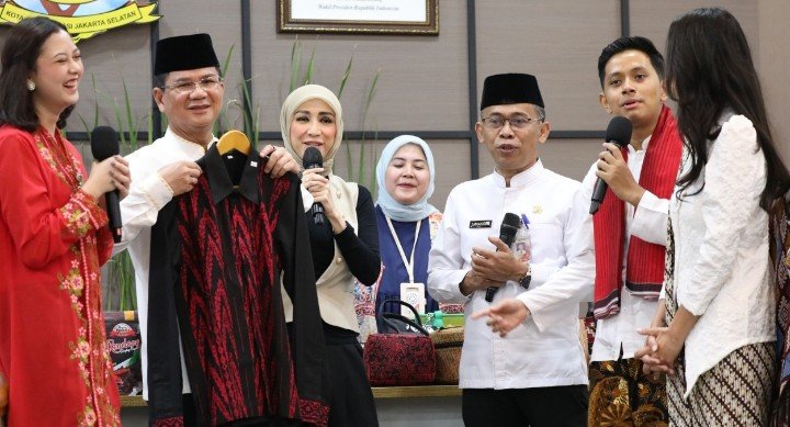 Pemkot Jaksel Gelar Jumat Beli Lokal, Libatkan 100 UMKM Dari 10 Kecamatan